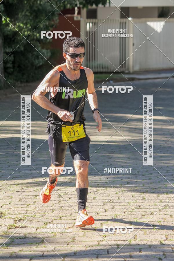 Buy your photos of the eventLight Run Avar on Fotop