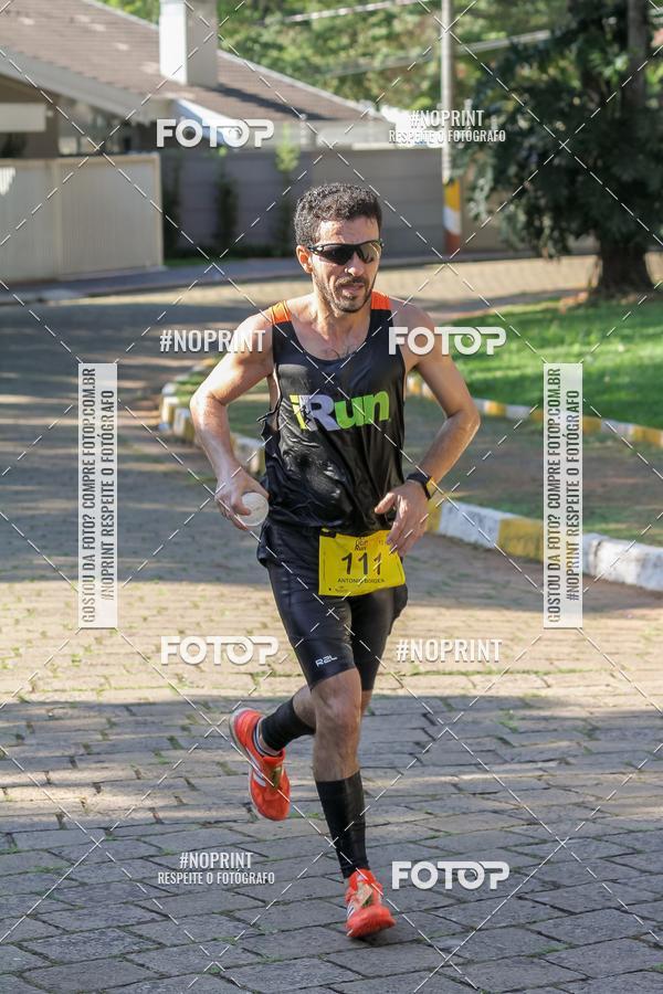 Buy your photos of the eventLight Run Avar on Fotop