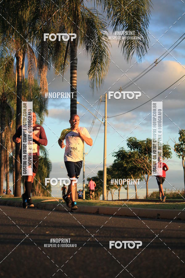 Buy your photos of the event8 CORRIDA E CAMINHADA PARQUE JEQUITIB on Fotop