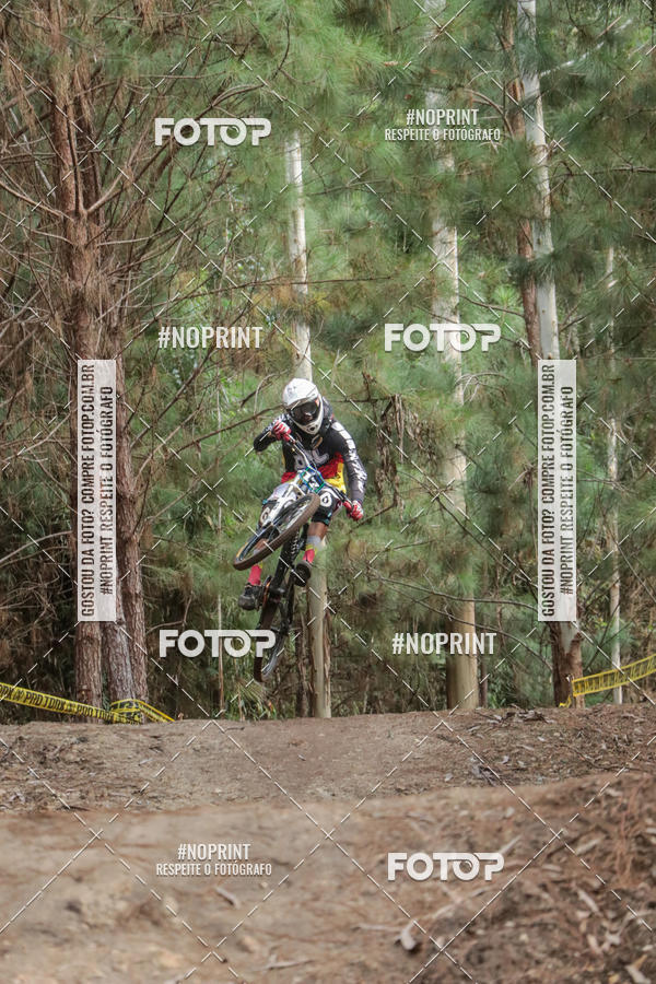 Achetez vos photos de l'�v�nement2� Etapa - Campeonato Paranaense de Downhill - Desafio do Cristo sur Fotop