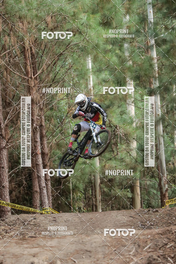 Achetez vos photos de l'�v�nement2� Etapa - Campeonato Paranaense de Downhill - Desafio do Cristo sur Fotop
