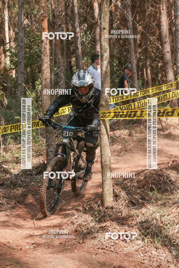 Acquista le foto dell'evento2� Etapa - Campeonato Paranaense de Downhill - Desafio do Cristo in Fotop