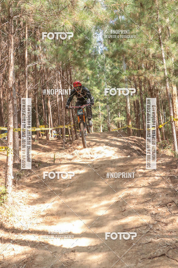 Acquista le foto dell'evento2� Etapa - Campeonato Paranaense de Downhill - Desafio do Cristo in Fotop