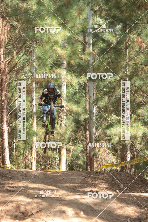 Buy your photos of the event2� Etapa - Campeonato Paranaense de Downhill - Desafio do Cristo on Fotop