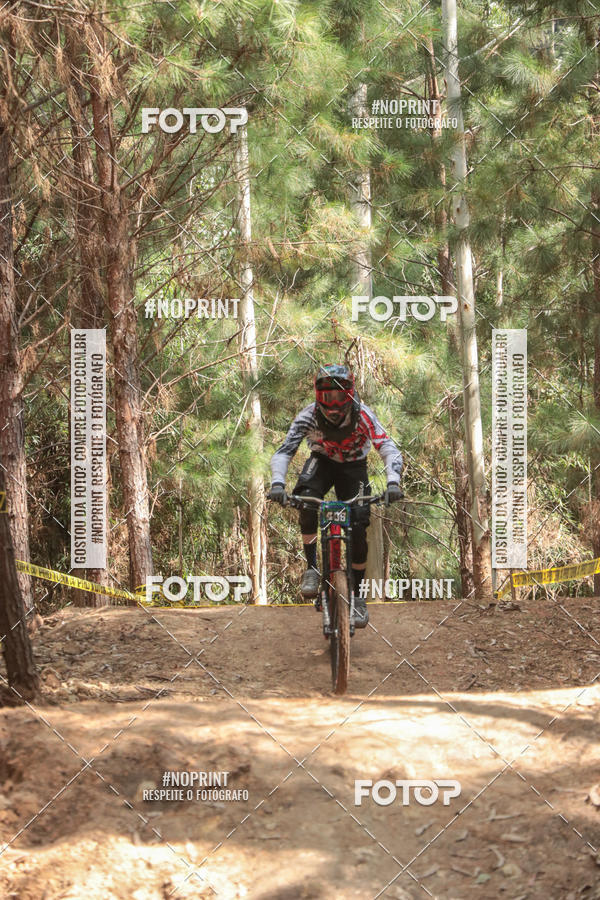Acquista le foto dell'evento2� Etapa - Campeonato Paranaense de Downhill - Desafio do Cristo in Fotop