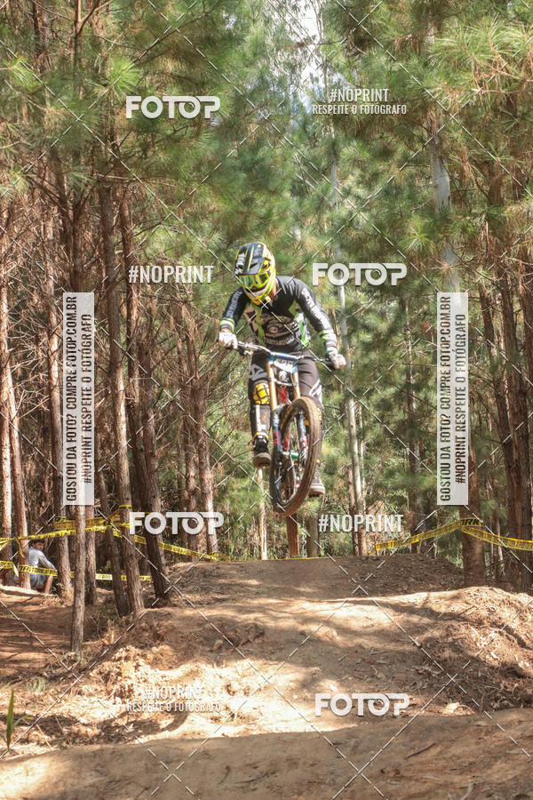 Compra tus fotos del evento2� Etapa - Campeonato Paranaense de Downhill - Desafio do Cristo En Fotop