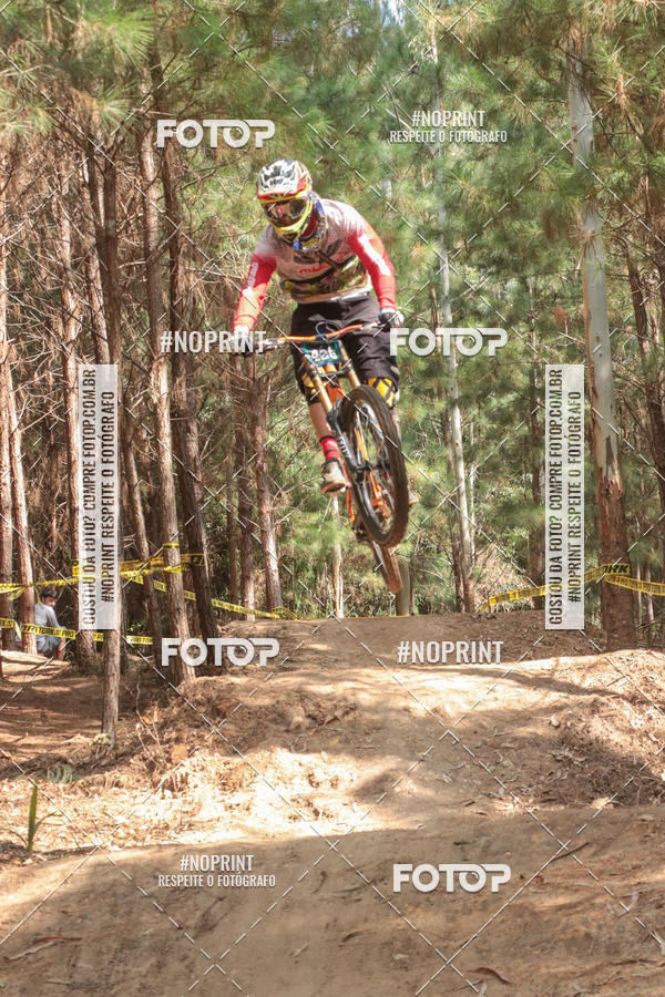 Acquista le foto dell'evento2� Etapa - Campeonato Paranaense de Downhill - Desafio do Cristo in Fotop