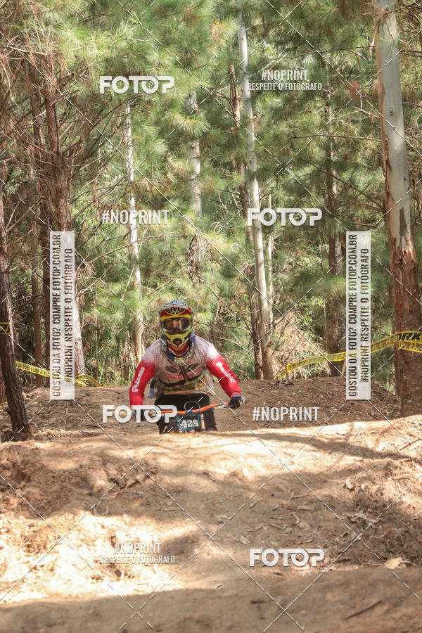 Compra tus fotos del evento2� Etapa - Campeonato Paranaense de Downhill - Desafio do Cristo En Fotop