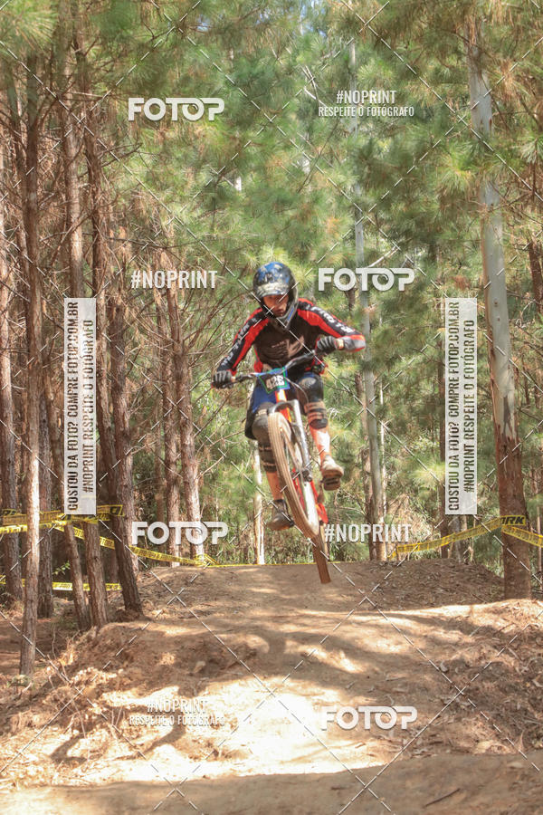 Acquista le foto dell'evento2� Etapa - Campeonato Paranaense de Downhill - Desafio do Cristo in Fotop