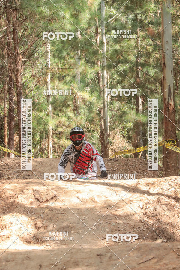 Acquista le foto dell'evento2� Etapa - Campeonato Paranaense de Downhill - Desafio do Cristo in Fotop