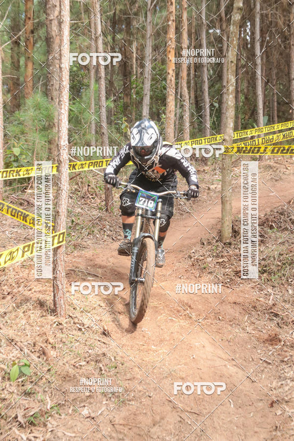 Compra tus fotos del evento2� Etapa - Campeonato Paranaense de Downhill - Desafio do Cristo En Fotop