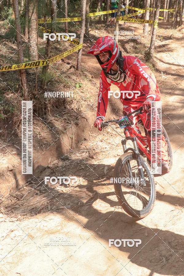 Acquista le foto dell'evento2� Etapa - Campeonato Paranaense de Downhill - Desafio do Cristo in Fotop