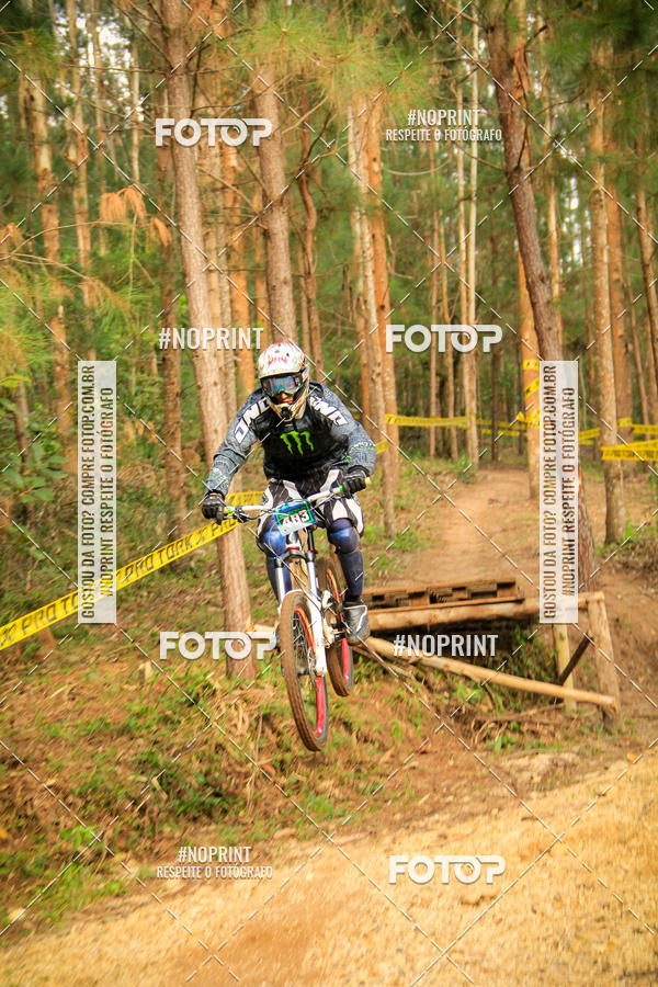 Compra tus fotos del evento2 Etapa - Campeonato Paranaense de Downhill - Desafio do Cristo En Fotop