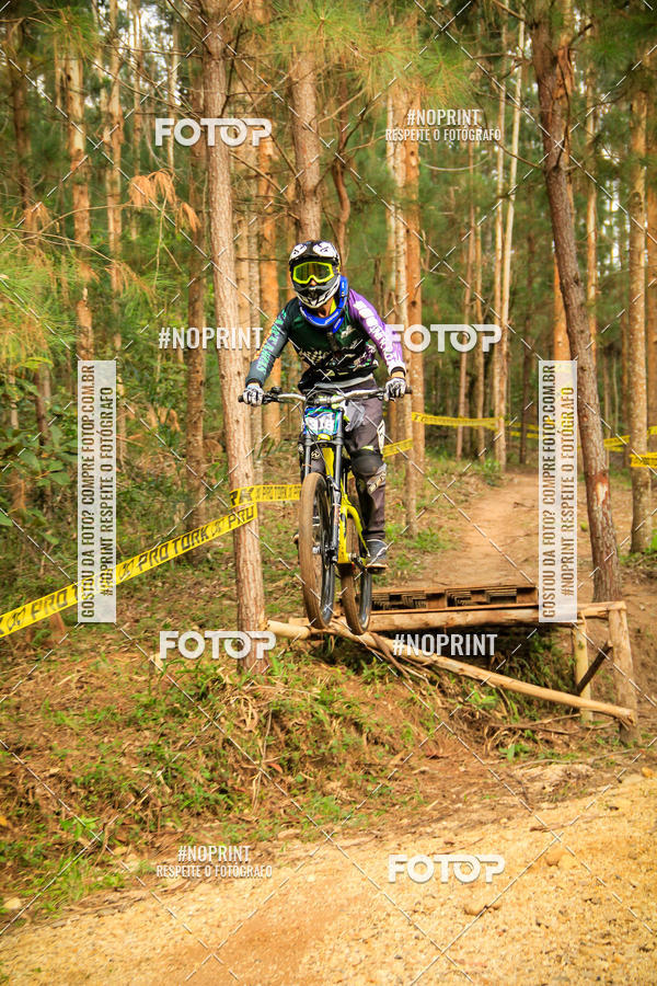 Compra tus fotos del evento2 Etapa - Campeonato Paranaense de Downhill - Desafio do Cristo En Fotop