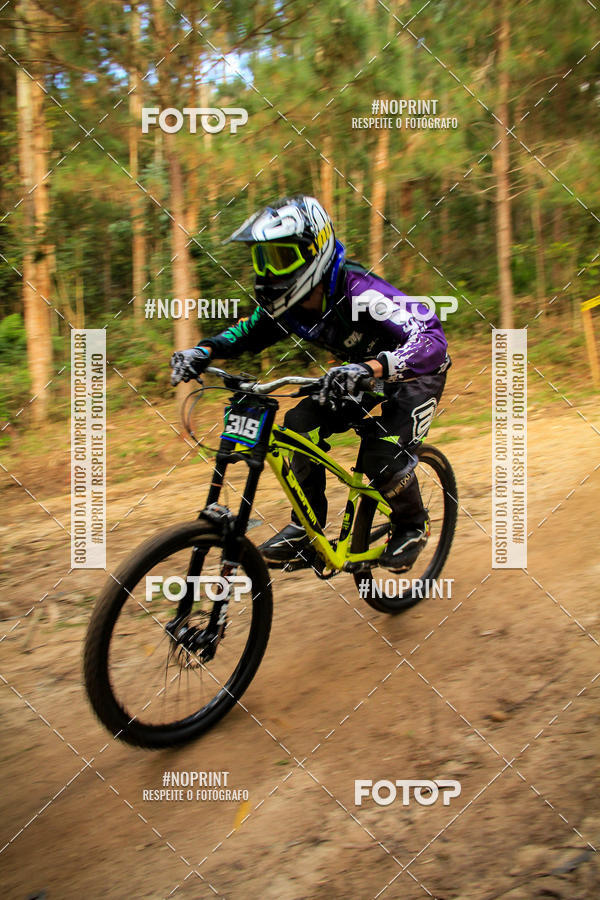 Compra tus fotos del evento2 Etapa - Campeonato Paranaense de Downhill - Desafio do Cristo En Fotop