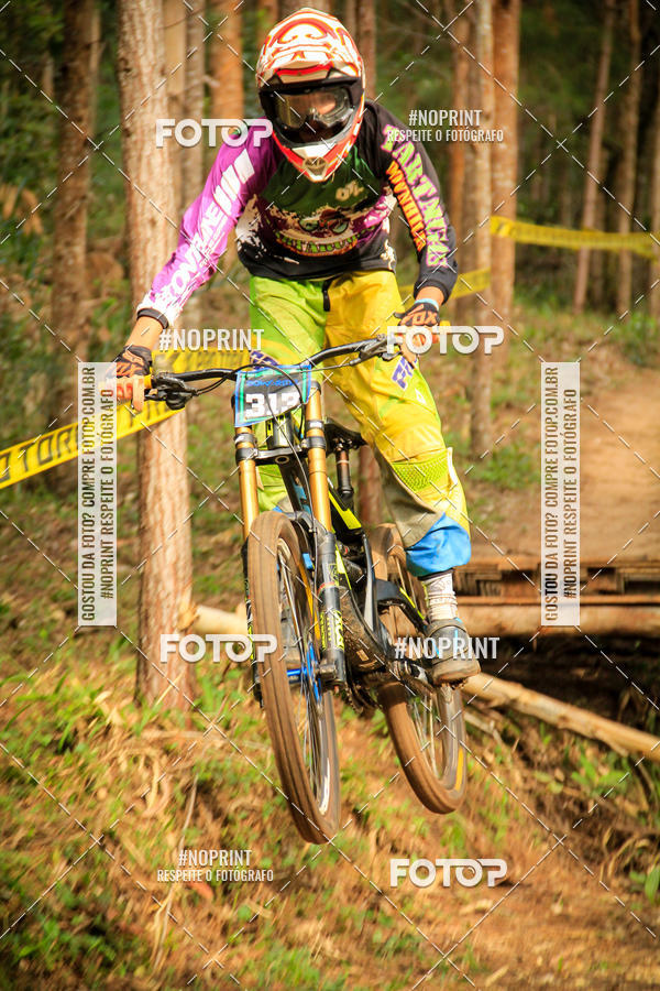 Compra tus fotos del evento2 Etapa - Campeonato Paranaense de Downhill - Desafio do Cristo En Fotop