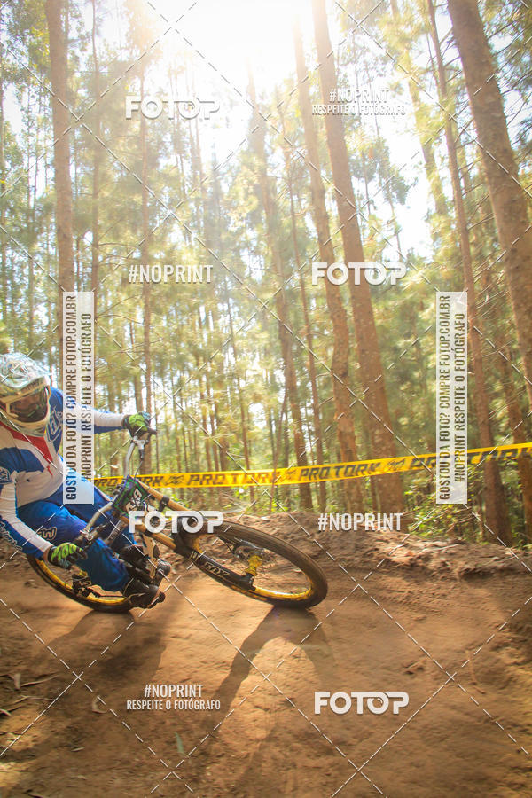 Compra tus fotos del evento2� Etapa - Campeonato Paranaense de Downhill - Desafio do Cristo En Fotop