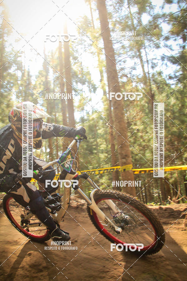 Compra tus fotos del evento2� Etapa - Campeonato Paranaense de Downhill - Desafio do Cristo En Fotop