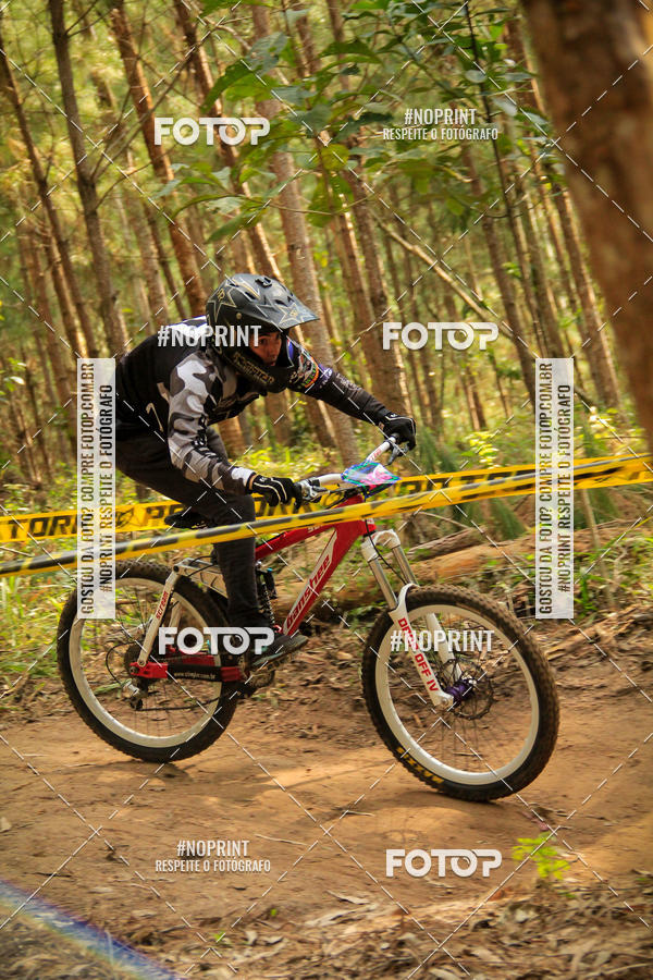 Compra tus fotos del evento2� Etapa - Campeonato Paranaense de Downhill - Desafio do Cristo En Fotop
