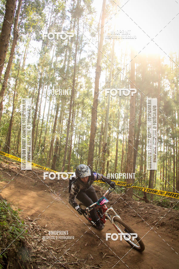 Compra tus fotos del evento2� Etapa - Campeonato Paranaense de Downhill - Desafio do Cristo En Fotop