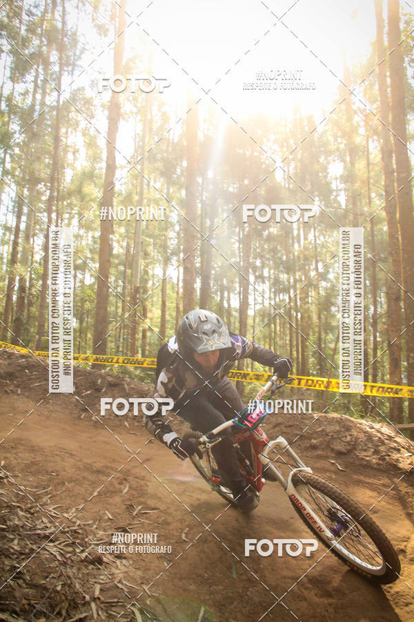 Compra tus fotos del evento2� Etapa - Campeonato Paranaense de Downhill - Desafio do Cristo En Fotop