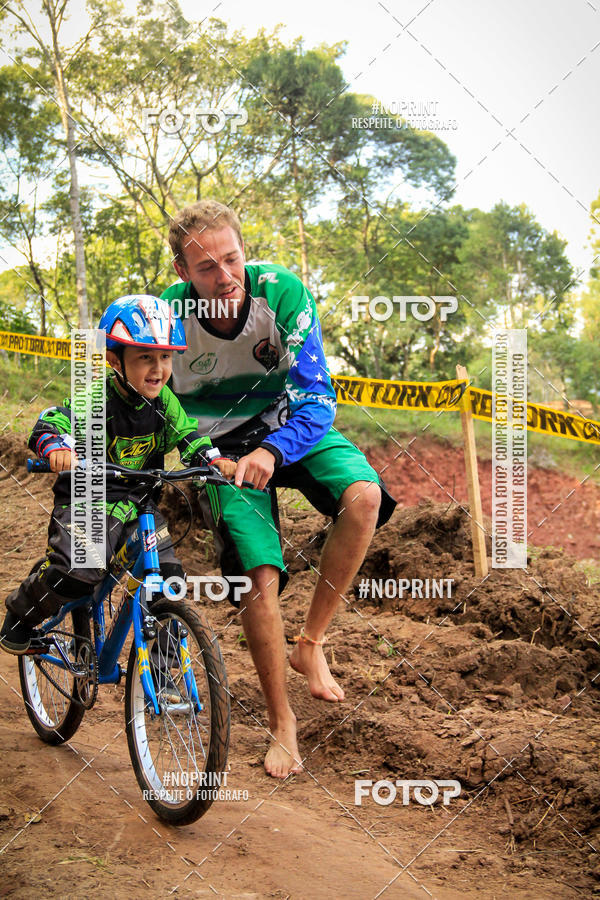 Compre suas fotos do evento2� Etapa - Campeonato Paranaense de Downhill - Desafio do Cristo no Fotop