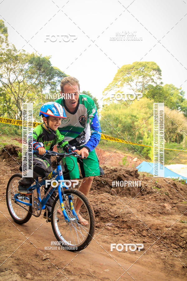 Compre suas fotos do evento2� Etapa - Campeonato Paranaense de Downhill - Desafio do Cristo no Fotop