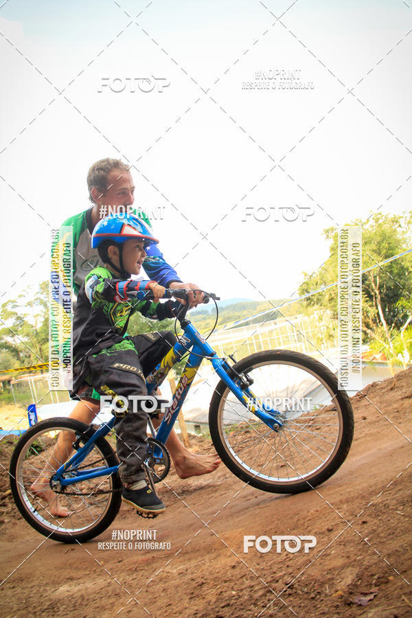 Compre suas fotos do evento2� Etapa - Campeonato Paranaense de Downhill - Desafio do Cristo no Fotop