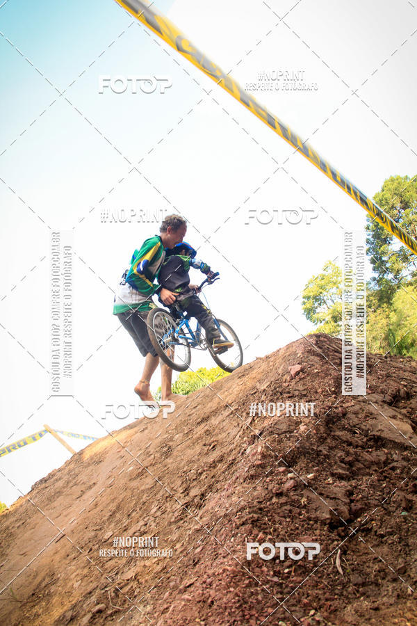 Compre suas fotos do evento2� Etapa - Campeonato Paranaense de Downhill - Desafio do Cristo no Fotop