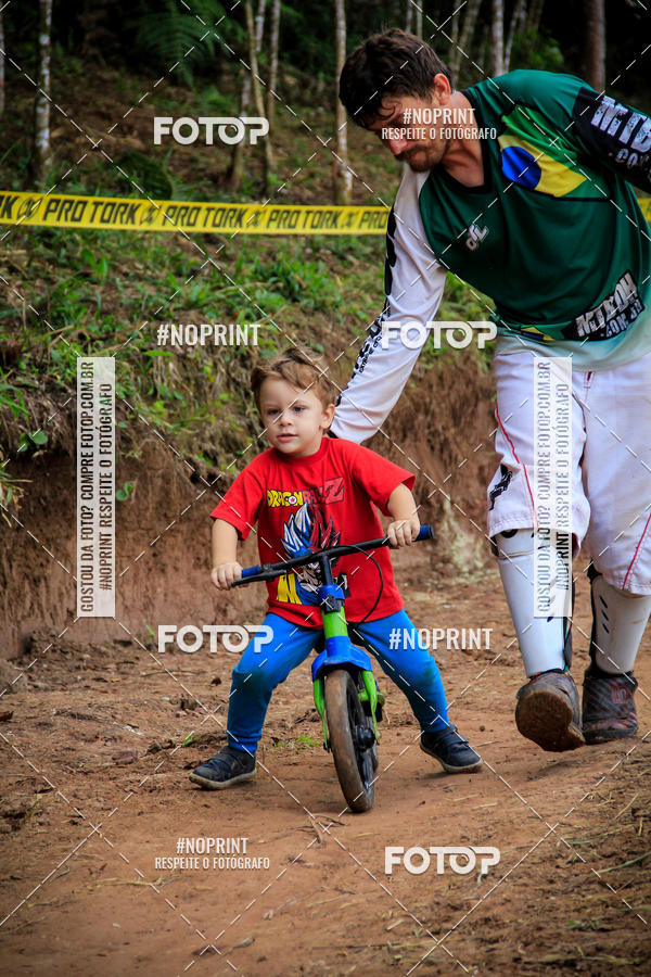 Compra tus fotos del evento2� Etapa - Campeonato Paranaense de Downhill - Desafio do Cristo En Fotop