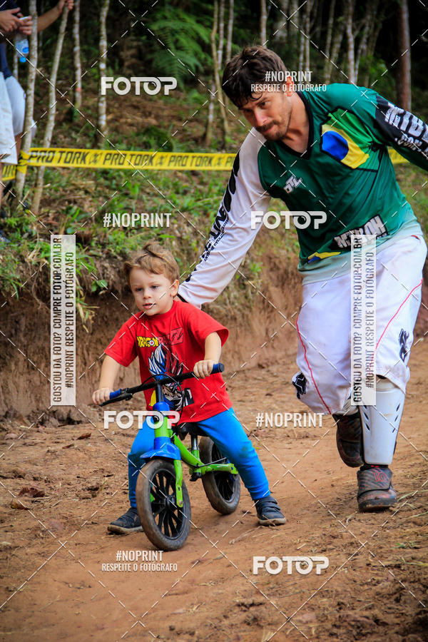 Compra tus fotos del evento2� Etapa - Campeonato Paranaense de Downhill - Desafio do Cristo En Fotop