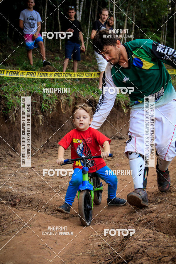 Compra tus fotos del evento2� Etapa - Campeonato Paranaense de Downhill - Desafio do Cristo En Fotop