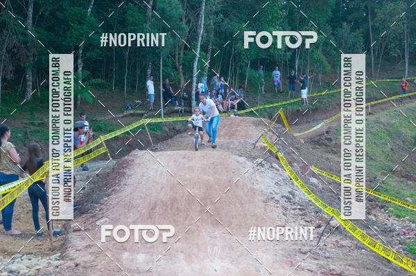 Acquista le foto dell'evento2� Etapa - Campeonato Paranaense de Downhill - Desafio do Cristo in Fotop