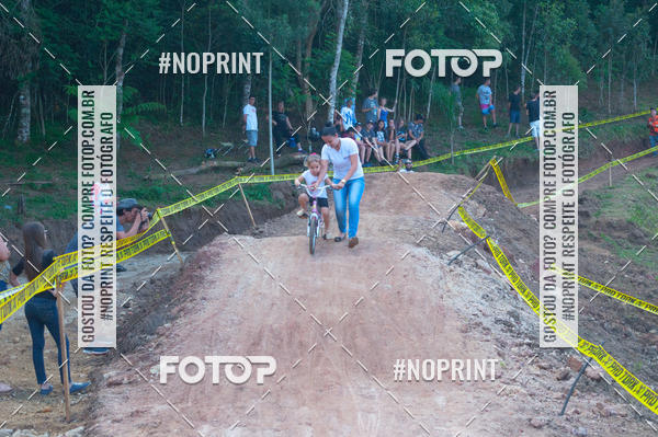Acquista le foto dell'evento2� Etapa - Campeonato Paranaense de Downhill - Desafio do Cristo in Fotop