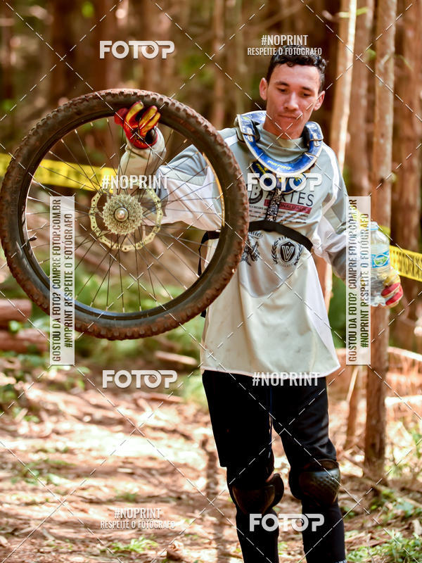 Buy your photos of the event2� Etapa - Campeonato Paranaense de Downhill - Desafio do Cristo on Fotop