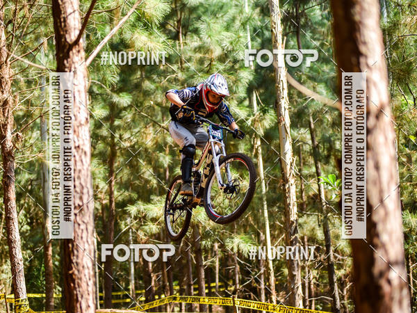 Buy your photos of the event2� Etapa - Campeonato Paranaense de Downhill - Desafio do Cristo on Fotop
