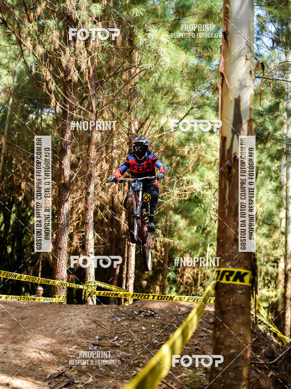 Buy your photos of the event2� Etapa - Campeonato Paranaense de Downhill - Desafio do Cristo on Fotop