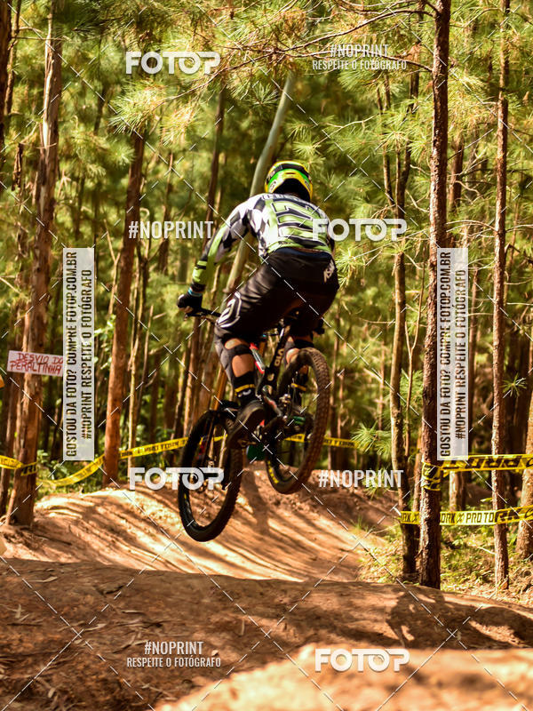 Buy your photos of the event2� Etapa - Campeonato Paranaense de Downhill - Desafio do Cristo on Fotop
