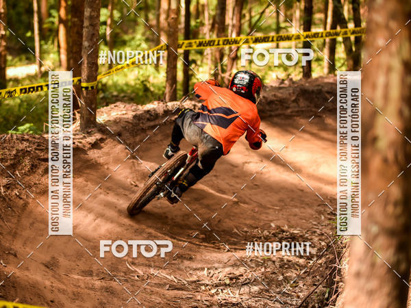Buy your photos of the event2� Etapa - Campeonato Paranaense de Downhill - Desafio do Cristo on Fotop
