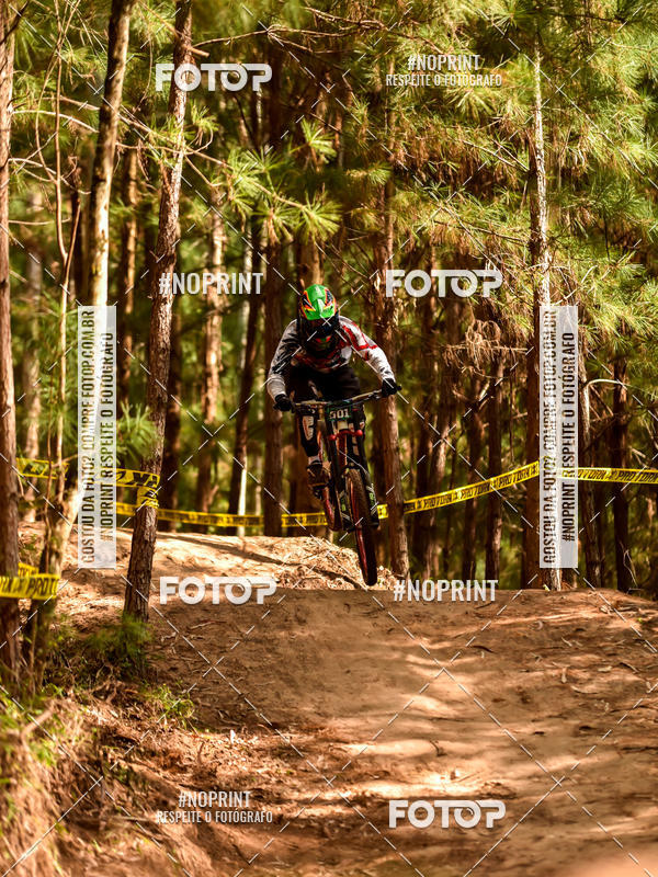 Buy your photos of the event2� Etapa - Campeonato Paranaense de Downhill - Desafio do Cristo on Fotop