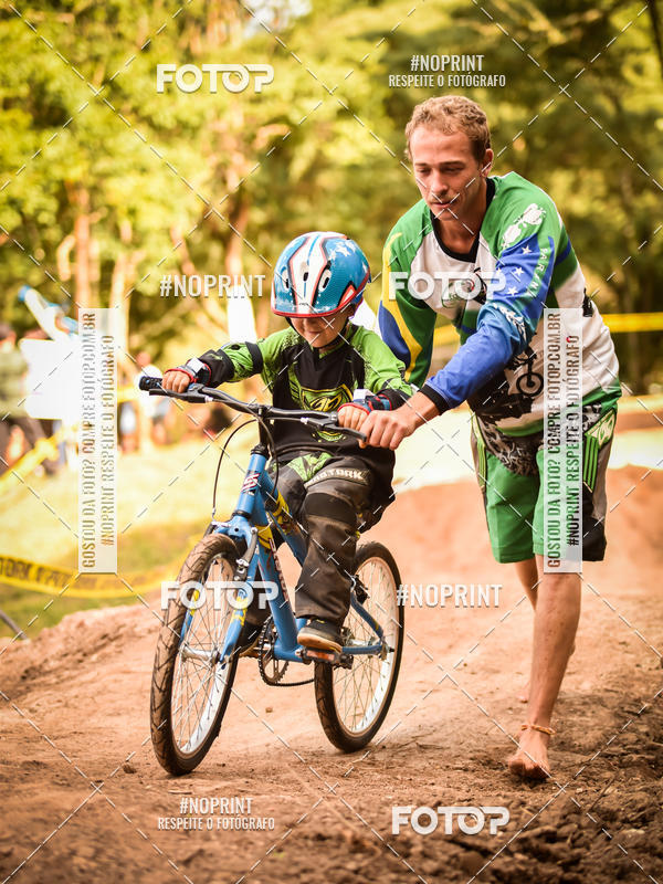 Buy your photos of the event2� Etapa - Campeonato Paranaense de Downhill - Desafio do Cristo on Fotop