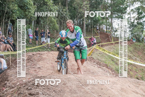 Acquista le foto dell'evento2� Etapa - Campeonato Paranaense de Downhill - Desafio do Cristo in Fotop