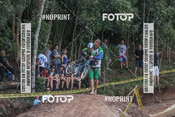 Acquista le foto dell'evento2� Etapa - Campeonato Paranaense de Downhill - Desafio do Cristo in Fotop