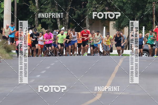 Buy your photos of the eventCorrida de Pscoa Santa Maria on Fotop