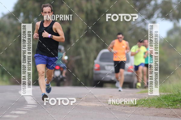 Buy your photos of the eventCorrida de Pscoa Santa Maria on Fotop