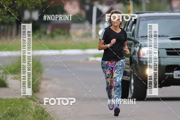 Buy your photos of the eventCorrida de Pscoa Santa Maria on Fotop