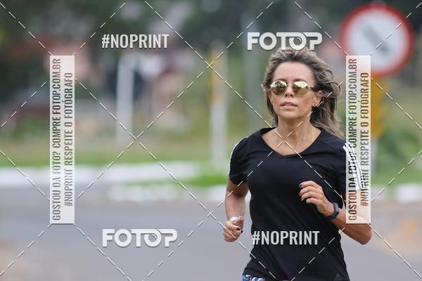 Buy your photos of the eventCorrida de Pscoa Santa Maria on Fotop
