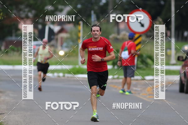 Buy your photos of the eventCorrida de Pscoa Santa Maria on Fotop