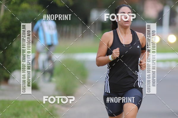Buy your photos of the eventCorrida de Pscoa Santa Maria on Fotop