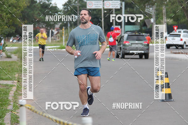 Buy your photos of the eventCorrida de Pscoa Santa Maria on Fotop
